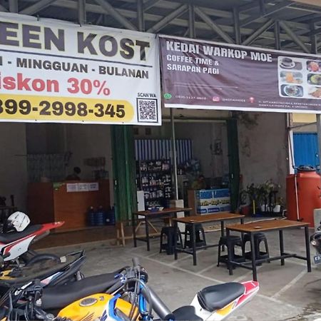 نزل Sintangفي Greenkost المظهر الخارجي الصورة