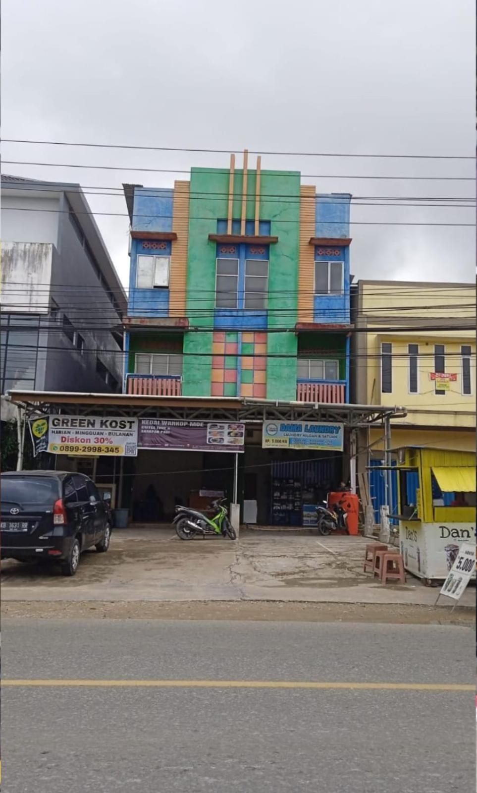 نزل Sintangفي Greenkost المظهر الخارجي الصورة