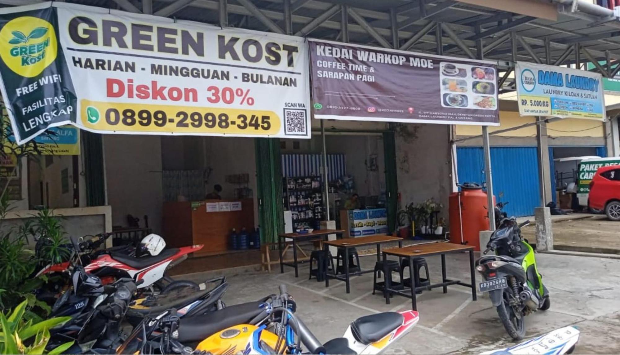 نزل Sintangفي Greenkost المظهر الخارجي الصورة
